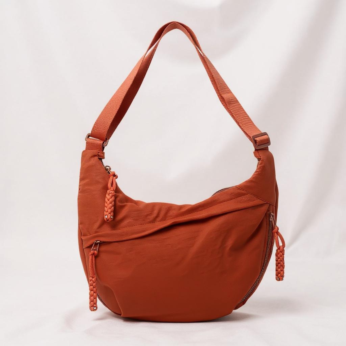 Luna | Crescent Shoulder Bag